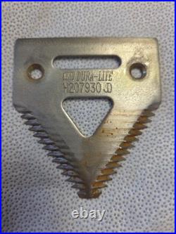 108 USED John Deere Dura-Lite Sickle Sections H207930 O. E. M 108 USED John Deere Dura-Lite Sickle Sections H207930 O. E. M