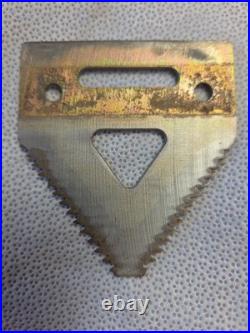 108 USED John Deere Dura-Lite Sickle Sections H207930 O. E. M 108 USED John Deere Dura-Lite Sickle Sections H207930 O. E. M