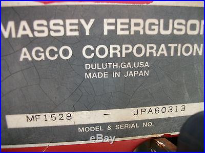 1528 MASSEY FERGUSON 28 HP 4X4 COMPACT DIESEL TRACTOR