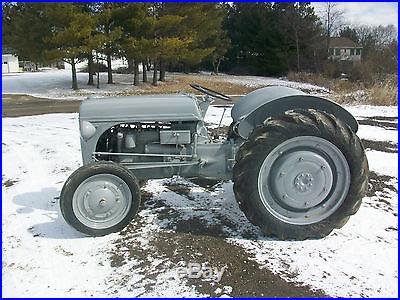 1940 Ford 9-N Antique Tractor NO RESERVE Aluminnum Grill Very NICE Step Up Trans