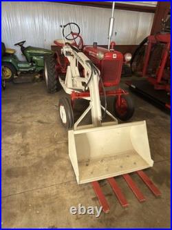 1947 International 1000 Loader IH club Vintage Tractor Rare Bucket Restored A++