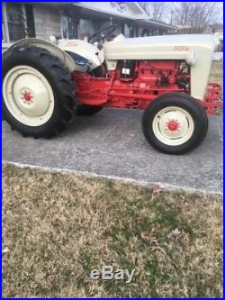 1953 ford Jubilee tractor