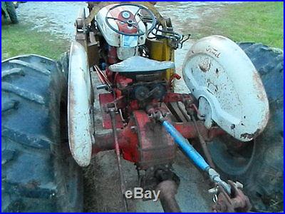 1961 Ford 801 Powermaster Tractor with loader and PTO drive, 2WD