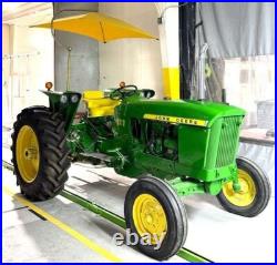 1962 John Deere 2010 Row Crop Utility Tractor