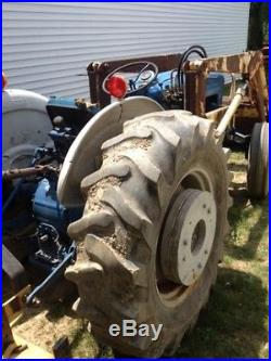 1971 Ford 4000 Tractor Loaders