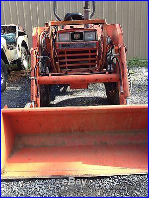 1991 kubota 2850 4x4 tractor with loader