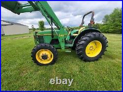 1997 John Deere 5200 4WD see full description