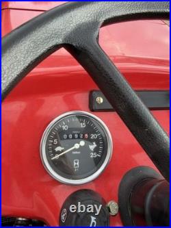 2001 Massey Ferguson 231S Tractor ONLY 93 HOURS LOADER & MOWER INCLUDED