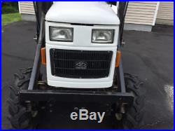 2002 Dongfeng 25 HP Tractor 4WD Loader Tractor 3 Cyl Diesel Only 267 Hours