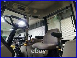 2002 John Deere 5520 4WD with JD loader
