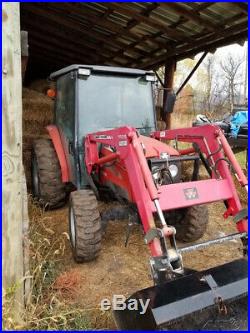2006 Massey Ferguson 1533 4x4 Compact Tractor with Cab Loader Only 1300 Hours