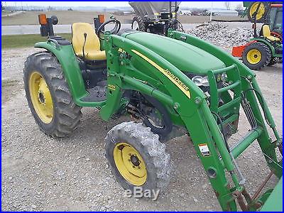 2007 John Deere 4720 Compact Utility Tractor with 400X loader