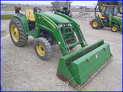 2007 John Deere 4720 Compact Utility Tractor with 400X loader