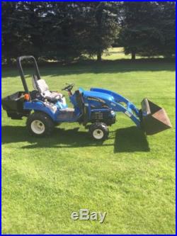 2008 New Holland #TZ22DA 22hp, 4WD sub-compact tractor/loader with many extras