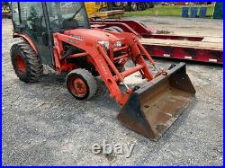 2009 Kubota B3030 4x4 Hydro 30Hp Compact Tractor with Cab & Loader
