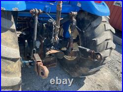 2009 New Holland TC48 4x4 Compact Tractor with Loader Only 1400 Hours