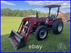 2010 Mahindra 5530 Tractor with Loader