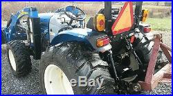 2010 New Holland Boomer 40 4x4 farm tractor withfront loader