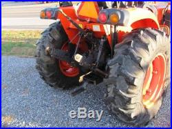 2012 KIOTI DK40SE COMPACT TRACTOR With LOADER. 4X4. 41HP. ONLY 535 HRS! RUNS GREAT