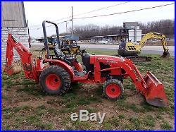 2012 KUBOTA B3200 Loader tractor withBackhoe Attachment