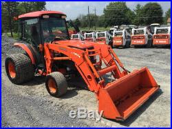 2012 Kubota L5240 4x4 Hydro Compact Tractor with Cab Loader 900Hrs