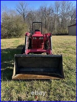 2012 Mahindra 4525 Tractor 300 hours