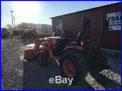 2013 Kubota B2620 4x4 Hydro Compact Tractor with Loader Only 300 Hours