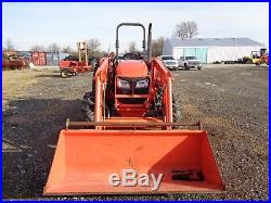 2013 Kubota M7060 Tractor with LA1154 Loader, 4WD, Hydraulic Shuttle, 496 hours
