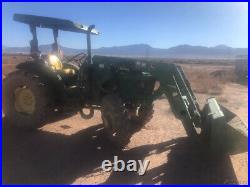 2014 John Deere 5045 Tractor with Loader