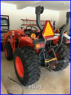 2014 Kubota L3301 Tractor, 4WD Only 598 Hours Estate Liquidation