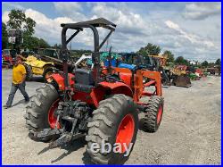 2014 Kubota M7060 4x4 70Hp Utility Tractor with Loader & Hydraulic Shuttle