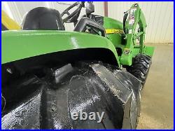 2016 JOHN DEERE 4105 Tractors 40 HP to 99 HP