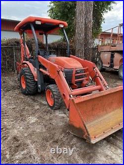 2017 Kubota B26 4WD tractor with backhoe and outriggers