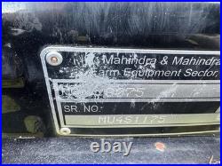 2017 Mahindra 6075 Tractor with Loader