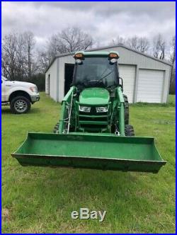 2018 John Deere 4066R, deluxe cab, air, heat, 4wd, only 182 hours, hydrostatic