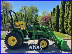2019 John Deere 3033R Tractor 2019 John Deere 3033R Tractor