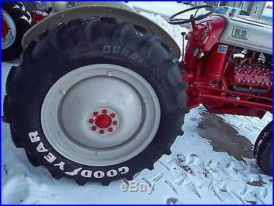 8N FORD TRACTOR W/ V8 FORD FUNK LOOK SUPER NICE