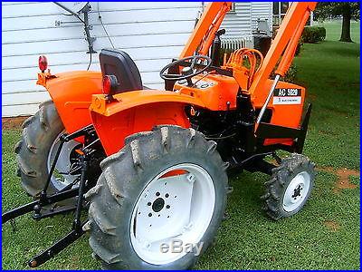 Allis Chalmers 25 HP 4WD Compact Diesel Tractor with Front end loader LOW RES