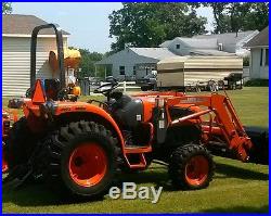 BRAND NEW! - 2011 - DK35SE - KIOTI 4X4 TRACTOR With LOADER - 38 HP