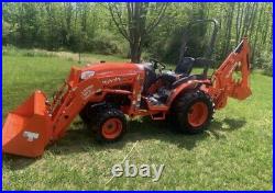 Barely Used (25hrs) kubota LX2610su