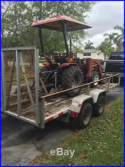 Case International 235 Compact Tractor 4x4 with Loader / Trailer / Extras