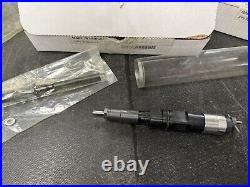 DZ100229 RE537392 New Deere Injector Kit With Connector Denso 095000-8081