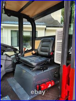 Diesel loader tractor, articulaing loader Kubota Engine, full cab, 25 HP