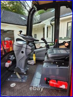 Diesel loader tractor, articulaing loader Kubota Engine, full cab, 25 HP