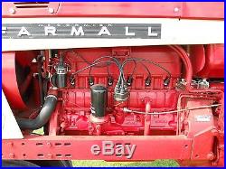 Farmall 806 gasoline narrow front tractor fast hitch