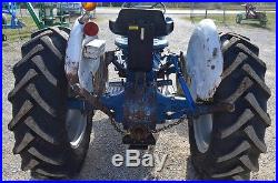 Ford 2000 tractor 3cyl gas good basic tractor