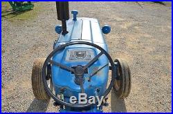 Ford 2000 tractor 3cyl gas good basic tractor