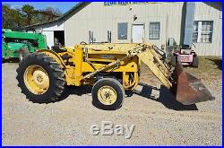 Ford 2000 tractor with loader