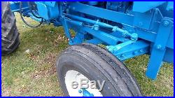 Ford 3000 Diesel Tractor + Power Steering + Loader + 8 Speed Transmission