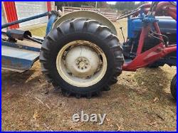 Ford 800 tractor and loader attachment
